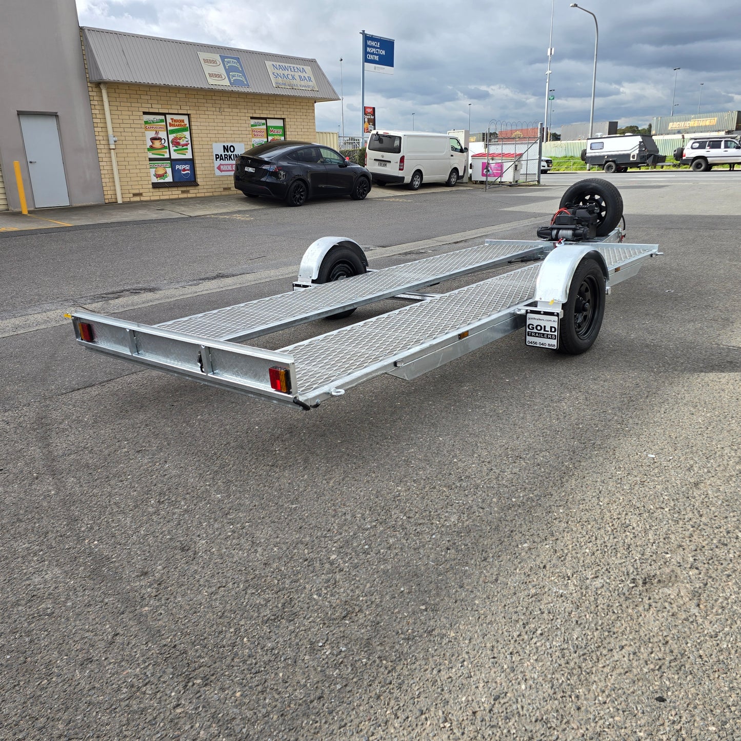 Gold Platinum Ultra Low Tilt Trailer - Single Axle - 2000 kg