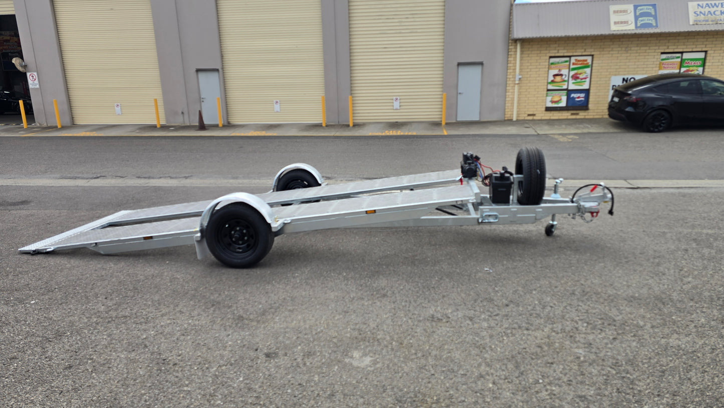 Gold Platinum Ultra Low Tilt Trailer - Single Axle - 2000 kg