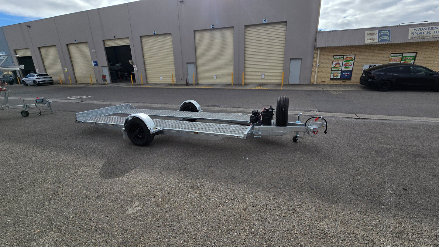 Gold Platinum Ultra Low Tilt Trailer - Single Axle - 2222 kg