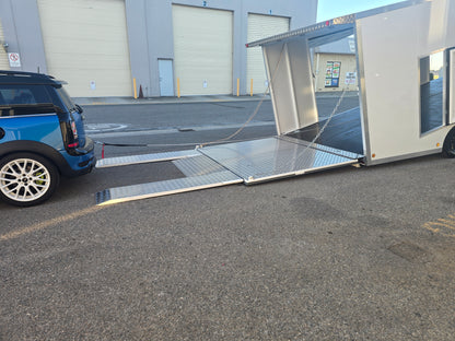 Zero Degree Loading Ramp Enclosed Car Carrier