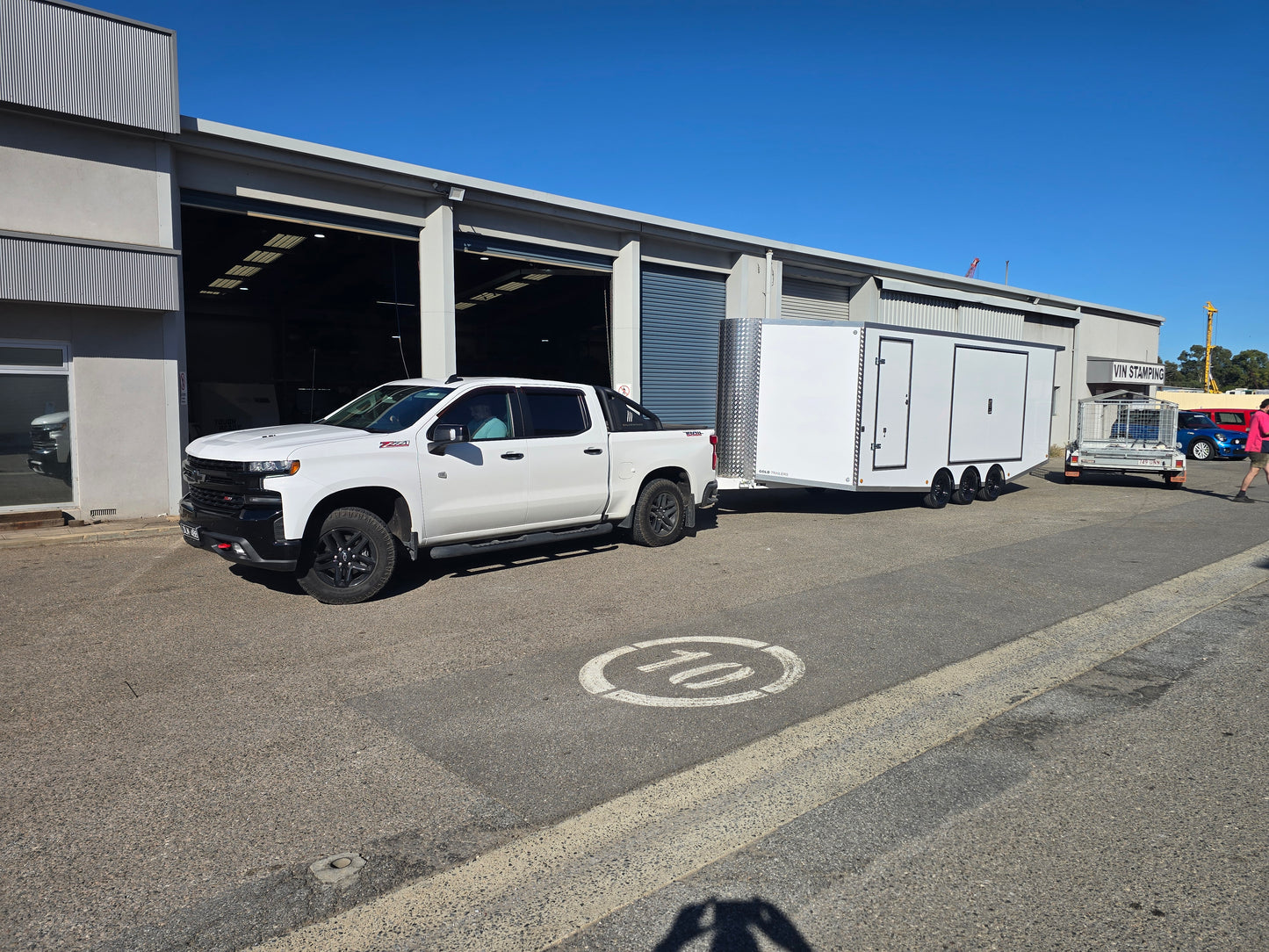 Zero Degree Loading Ramp Enclosed Car Carrier