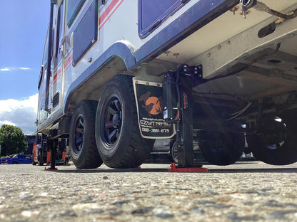 Levelling - Redfoot - Electric ‘AutoLift’ for Caravans (Installation Included)