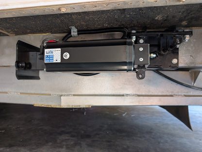 Levelling - Redfoot - Electric ‘AutoLift’ for Caravans (Installation Included)